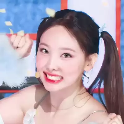 苍傲玉